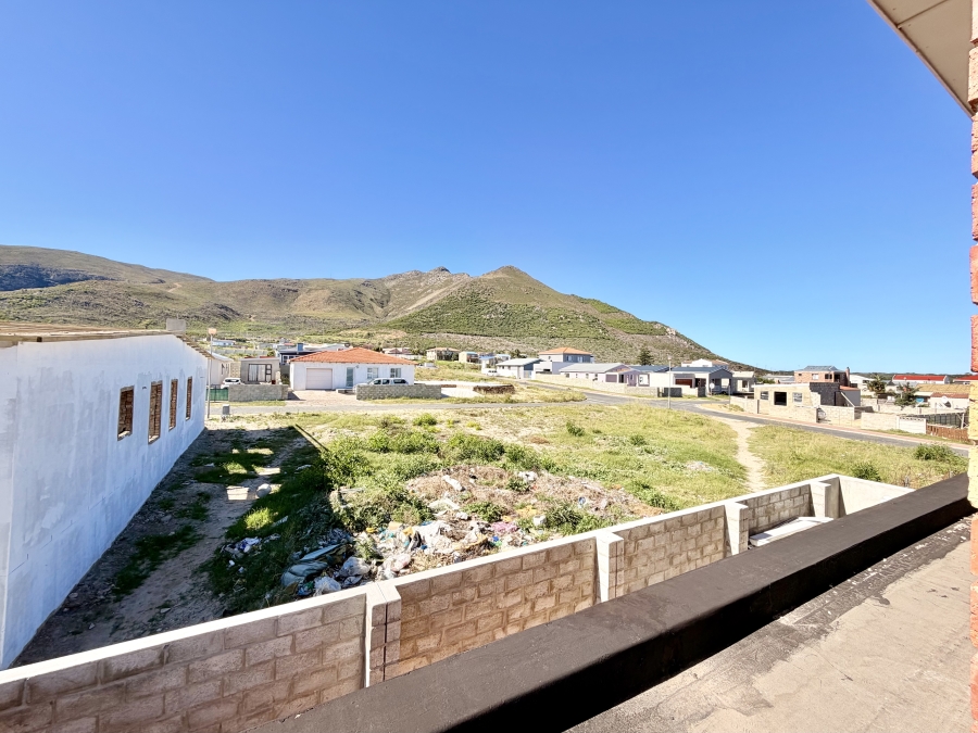 5 Bedroom Property for Sale in Hawston Western Cape